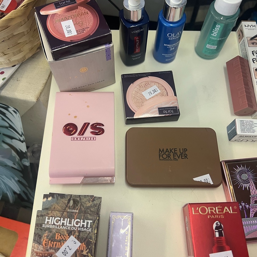 Make up bundle